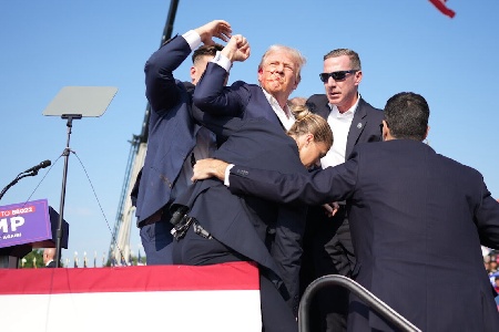 https://www.ragusanews.com/immagini_articoli/14-07-2024/hanno-sparato-a-trump-300.jpg