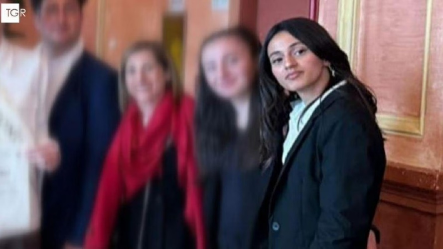 https://www.ragusanews.com/immagini_articoli/14-09-2024/rimase-ustionata-nel-rogo-appiccato-dal-fratello-omaima-si-e-diplomata-500.jpg