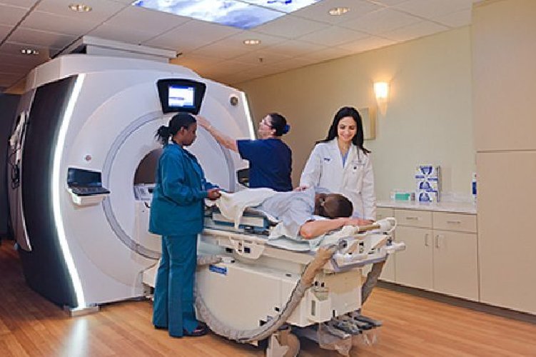 https://www.ragusanews.com/immagini_articoli/15-02-2018/parkinson-macchina-tremori-verona-500.jpg