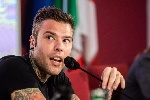 https://www.ragusanews.com/immagini_articoli/15-02-2024/fedez-in-tribunale-sono-nullatenente-100.jpg