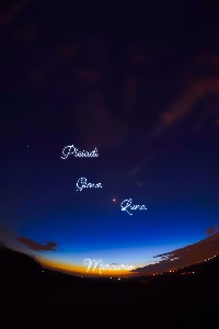 https://www.ragusanews.com/immagini_articoli/15-03-2024/congiunzione-su-ragusa-pleiadi-giove-luna-mercurio-300.jpg