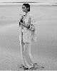 https://www.ragusanews.com/immagini_articoli/15-03-2024/emporio-armani-sceglie-la-spiaggia-di-sampieri-per-la-collezione-2024-100.jpg