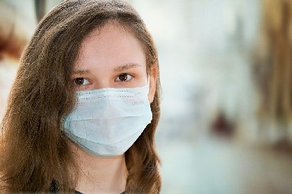 https://www.ragusanews.com/immagini_articoli/15-04-2021/sicilia-no-vax-no-party-meno-vaccini-si-fanno-piu-tardi-s-esce-dal-tunnel-280.jpg