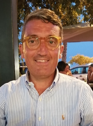 https://www.ragusanews.com/immagini_articoli/16-02-2022/salvatore-abbate-nuovo-di-primario-geriatria-a-modica-500.jpg