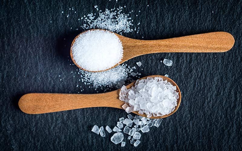 https://www.ragusanews.com/immagini_articoli/16-03-2021/dieta-iposodica-cosa-mangiare-e-quali-cibi-evitare-500.jpg
