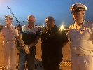 https://www.ragusanews.com/immagini_articoli/16-06-2024/sbarco-a-pozzallo-nel-giorno-della-processione-a-mare-del-santo-100.jpg