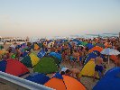 https://www.ragusanews.com/immagini_articoli/16-08-2019/la-tendopoli-di-ferragosto-a-marina-di-ragusa-100.jpg