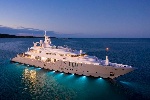 https://www.ragusanews.com/immagini_articoli/16-08-2022/lo-yacht-siren-a-lipari-100.jpg