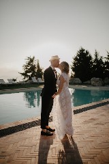 https://www.ragusanews.com/immagini_articoli/16-09-2020/bonus-matrimonio-la-regione-da-3500-euro-a-coppia-240.jpg