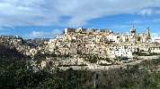 https://www.ragusanews.com/immagini_articoli/16-09-2022/benvivere-provincia-di-ragusa-sul-podio-e-terza-in-italia-100.jpg