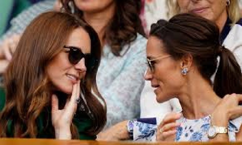 https://www.ragusanews.com/immagini_articoli/16-12-2020/kate-middleton-e-pippa-le-sorelle-che-hanno-conquistato-la-royal-family-500.jpg