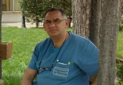 https://www.ragusanews.com/immagini_articoli/17-04-2024/maurizio-portelli-il-medico-anestesista-trovato-morto-in-ospedale-300.jpg