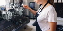 https://www.ragusanews.com/immagini_articoli/17-10-2022/prendeva-il-reddito-di-cittadinanza-e-faceva-la-barista-100.jpg