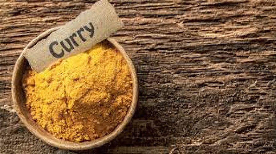 https://www.ragusanews.com/immagini_articoli/18-02-2021/curry-i-benefici-e-le-controindicazioni-del-mix-di-spezie-500.jpg