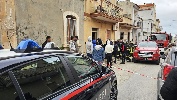 https://www.ragusanews.com/immagini_articoli/18-03-2025/rosolini-bracciante-agricolo-muore-folgorato-nella-doccia-100.jpg