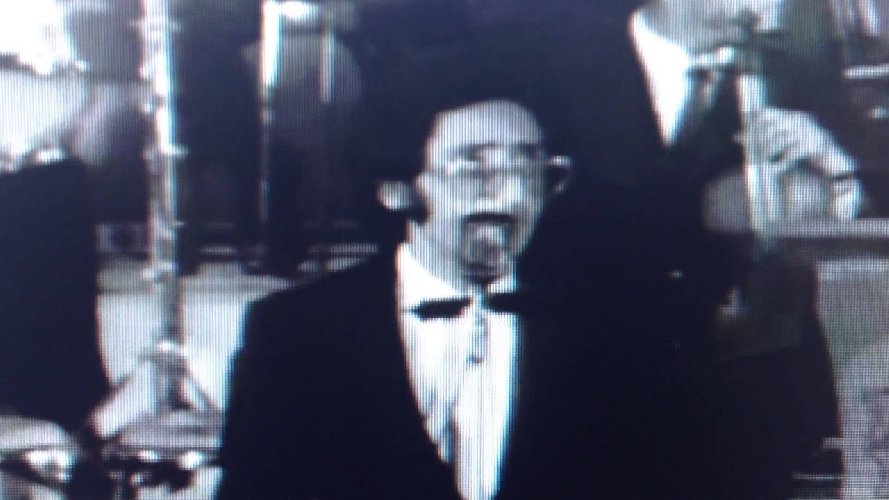 https://www.ragusanews.com/immagini_articoli/18-05-2021/battiato-a-24-anni-e-il-1969-video-500.jpg