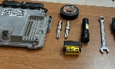 https://www.ragusanews.com/immagini_articoli/18-07-2024/ispica-stava-per-rubare-auto-con-centralina-manomessa-arrestato-100.jpg