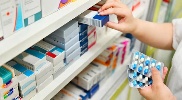 https://www.ragusanews.com/immagini_articoli/18-11-2023/farmaci-per-il-raffreddore-allarme-in-francia-rischio-ictus-e-infarti-100.jpg