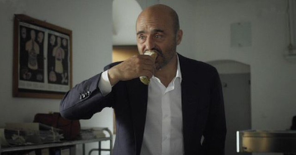 https://www.ragusanews.com/immagini_articoli/19-02-2019/1550569028-sicilia-camilleri-cannolo-dire-addio-foto-2-500.jpg