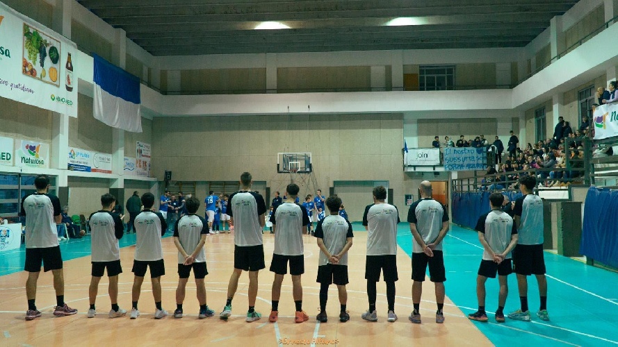 https://www.ragusanews.com/immagini_articoli/19-02-2024/basket-meerkat-scicli-sconfitta-a-pozzallo-500.jpg