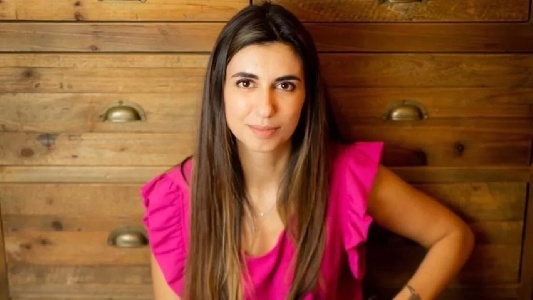 https://www.ragusanews.com/immagini_articoli/19-03-2025/arianna-mortelliti-presenta-il-suo-romanzo-a-scicli-300.jpg