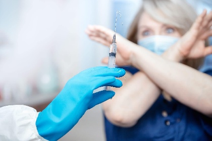 https://www.ragusanews.com/immagini_articoli/19-05-2022/no-vax-1-2-mln-di-multe-arriva-la-terza-tranche-valanga-di-contestazioni-280.jpg