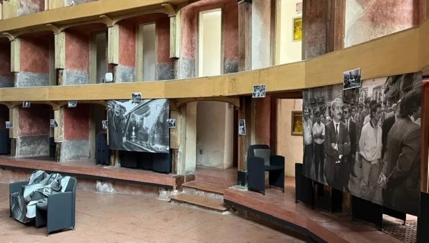 https://www.ragusanews.com/immagini_articoli/19-05-2023/palermo-teatro-garibaldi-riapre-con-una-mostra-di-tony-gentile-500.jpg