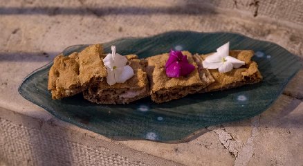 https://www.ragusanews.com/immagini_articoli/19-07-2019/1563536432-scicli-apre-pinsere-cucina-e-tradizione-foto-1-240.jpg