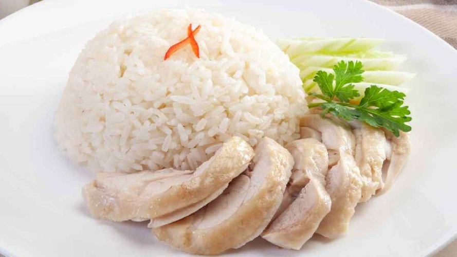 https://www.ragusanews.com/immagini_articoli/20-02-2022/la-dieta-del-pollo-e-del-riso-lo-schema-per-perdere-velocemente-5-chili-500.jpg