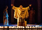 https://www.ragusanews.com/immagini_articoli/20-02-2024/teatro-moni-ovadia-a-modica-100.jpg