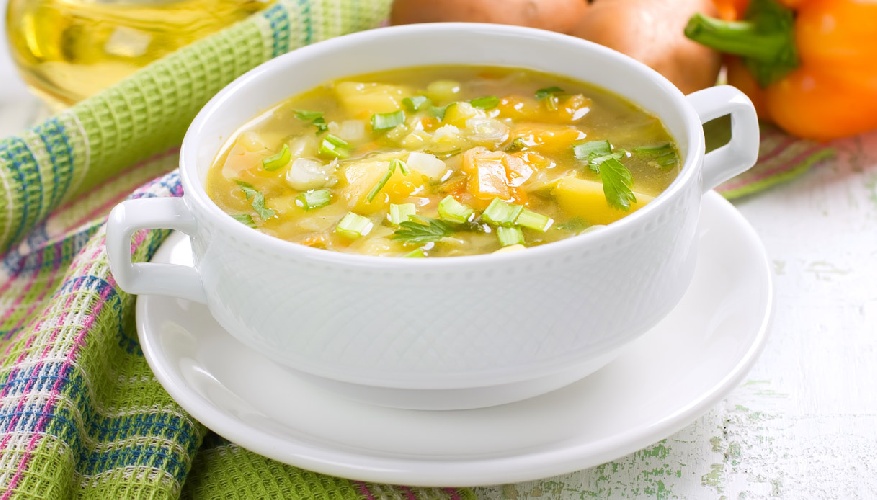 https://www.ragusanews.com/immagini_articoli/20-03-2022/dieta-del-brodo-lo-schema-per-perdere-6-kg-in-soli-21-giorni-500.jpg