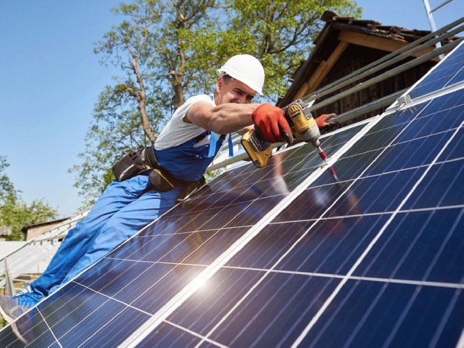 https://www.ragusanews.com/immagini_articoli/21-02-2023/impianti-fotovoltaici-installati-col-superbonus-e-record-a-ragusa-500.jpg