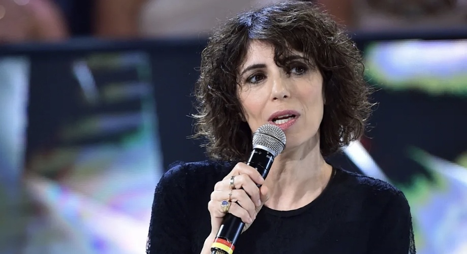 https://www.ragusanews.com/immagini_articoli/21-03-2025/giorgia-in-concerto-al-teatro-greco-di-siracusa-500.jpg