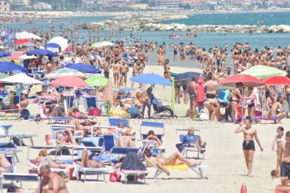 https://www.ragusanews.com/immagini_articoli/21-05-2021/prenotazioni-vacanze-tutti-in-sicilia-prima-per-voli-e-hotel-280.jpg