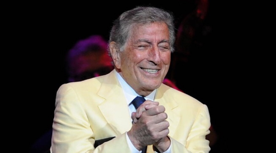 https://www.ragusanews.com/immagini_articoli/21-07-2023/e-morto-tony-bennett-500.jpg