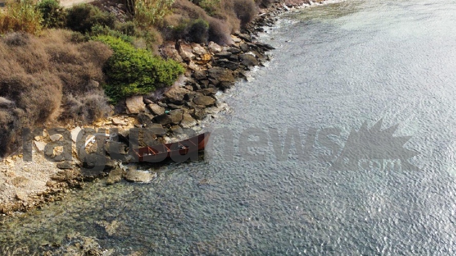 https://www.ragusanews.com/immagini_articoli/21-09-2023/1695285339-sbarco-fantasma-con-un-barchino-bara-a-torre-di-mezzo-foto-2-500.jpg