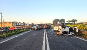 https://www.ragusanews.com/immagini_articoli/22-02-2025/scontro-all-alba-sulla-ragusa-catania-due-feriti-uno-e-grave-100.jpg