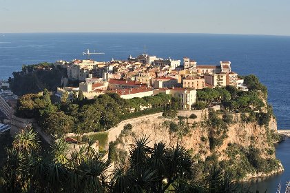 https://www.ragusanews.com/immagini_articoli/22-03-2021/1616447332-karl-lagerfeld-la-casa-da-sogno-di-monaco-e-all-asta-1-280.jpg