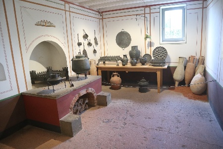 https://www.ragusanews.com/immagini_articoli/22-03-2024/1711109548-il-pompejanum-una-ricerca-storica-di-cristiano-peluso-8-300.jpg