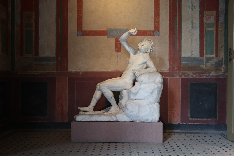 https://www.ragusanews.com/immagini_articoli/22-03-2024/1711109610-il-pompejanum-una-ricerca-storica-di-cristiano-peluso-9-500.jpg