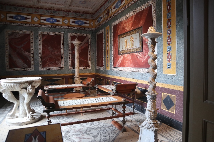 https://www.ragusanews.com/immagini_articoli/22-03-2024/1711109700-il-pompejanum-una-ricerca-storica-di-cristiano-peluso-10-500.jpg