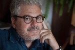https://www.ragusanews.com/immagini_articoli/23-02-2024/casting-per-il-nuovo-film-di-roberto-ando-si-cercano-comparse-100.jpg