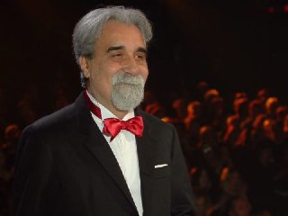 https://www.ragusanews.com/immagini_articoli/23-05-2018/beppe-vessicchio-maestro-amato-conad-binomio-vincente-240.jpg