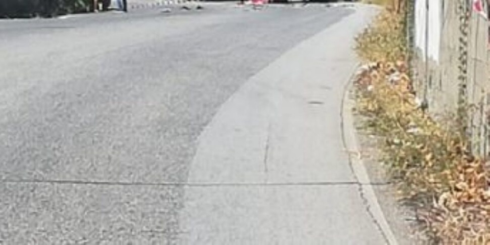 https://www.ragusanews.com/immagini_articoli/23-06-2024/scooter-finisce-contro-un-albero-morto-un-16enne-500.jpg
