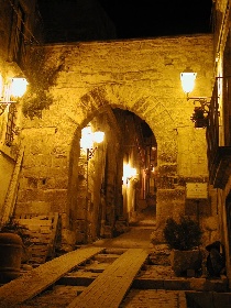 https://www.ragusanews.com/immagini_articoli/23-10-2021/1634982478-tre-chiese-molti-fantasmi-quando-l-eterno-riposo-e-rimandato-foto-2-280.jpg
