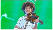 https://www.ragusanews.com/immagini_articoli/23-10-2023/samuele-palumbo-il-violinista-siciliano-in-finale-a-tu-si-que-vales-100.jpg