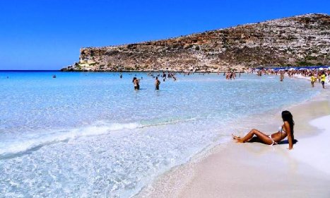 https://www.ragusanews.com/immagini_articoli/24-02-2021/spiaggia-conigli-lampedusa-conferma-amata-tripadvisor-280.jpg