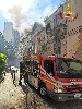 https://www.ragusanews.com/immagini_articoli/24-04-2025/a-fuoco-una-casa-abbandonata-in-via-natalelli-a-ragusa-100.jpg