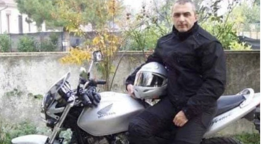 https://www.ragusanews.com/immagini_articoli/24-11-2021/poliziotto-di-57-anni-muore-di-covid-aveva-paura-del-vaccino-500.jpg