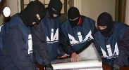 https://www.ragusanews.com/immagini_articoli/25-02-2025/operazione-antidroga-tra-lombardia-sicilia-e-calabria-4-vittoriesi-arrestati-100.jpg